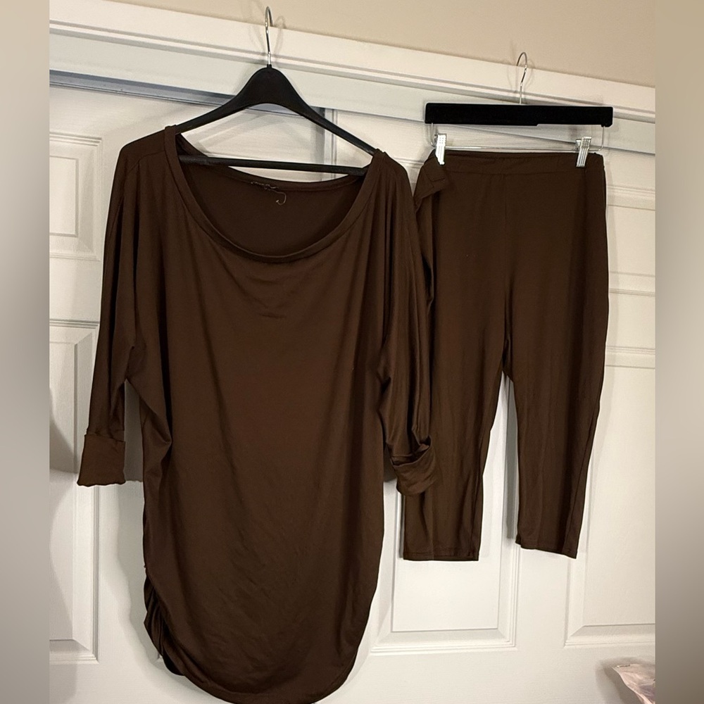 Fashion Nova Brown Ankle off the shoulder 2pce  Cropped set